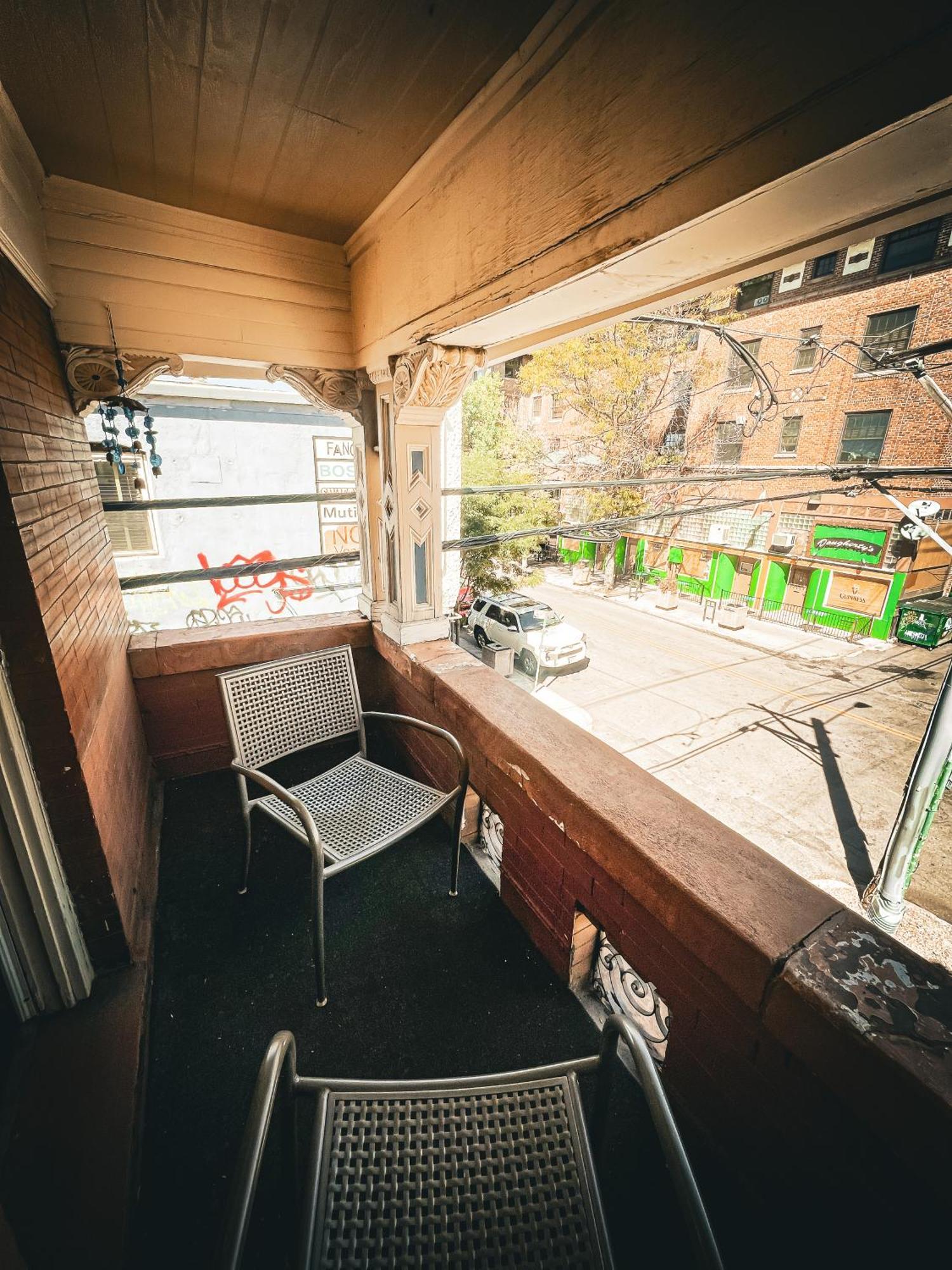Off Broadway B & B DEN Exterior foto