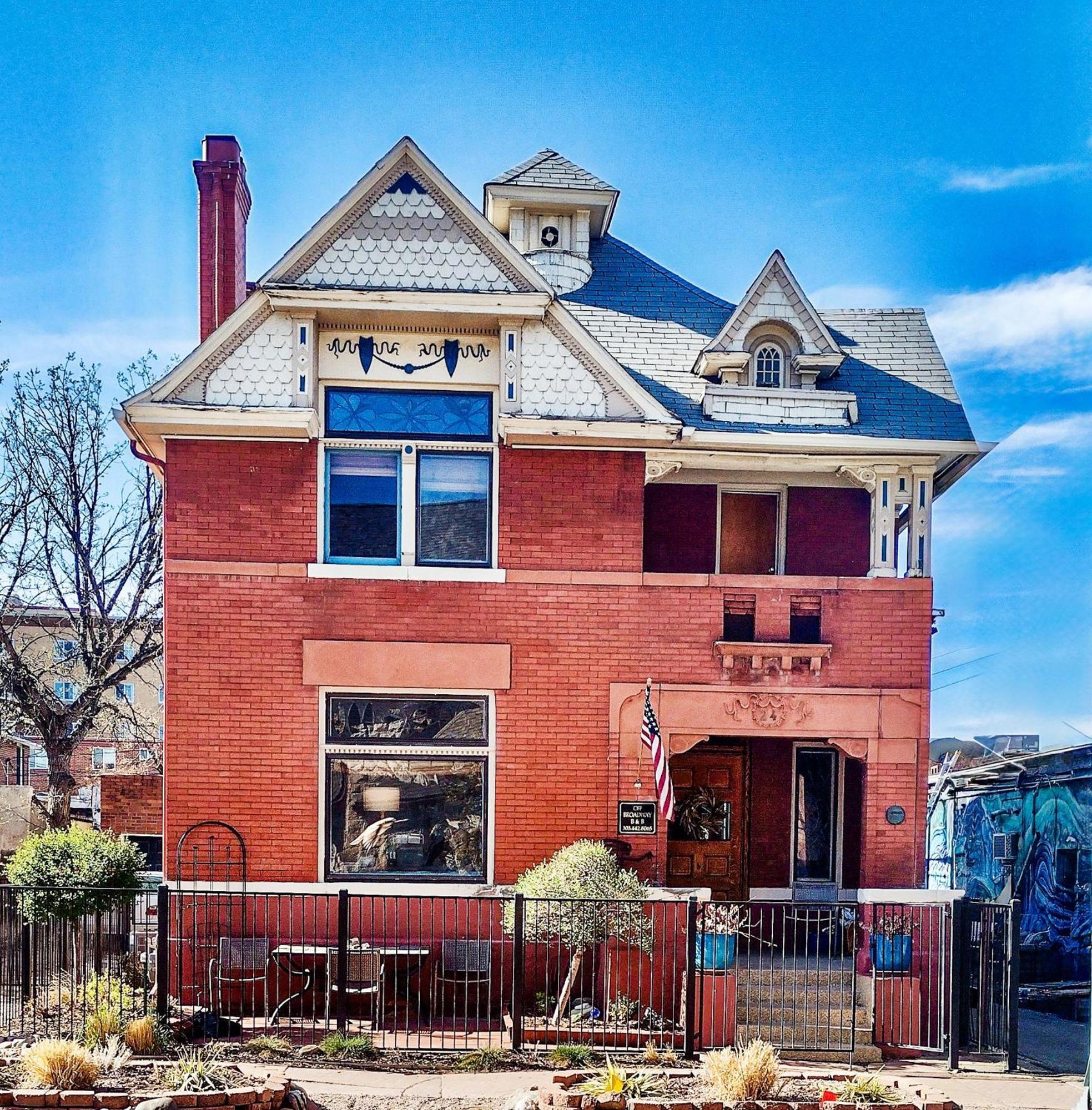Off Broadway B & B DEN Exterior foto